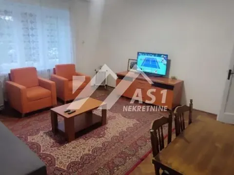 Izdavanje, trosoban stan, 72m², Bulevar Evrope, Novi Sad Sve Podlokacije - image 2