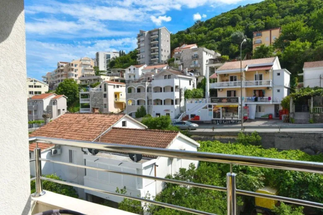 Rent, two bedroom apartment, 70m², Budva, Crna Gora