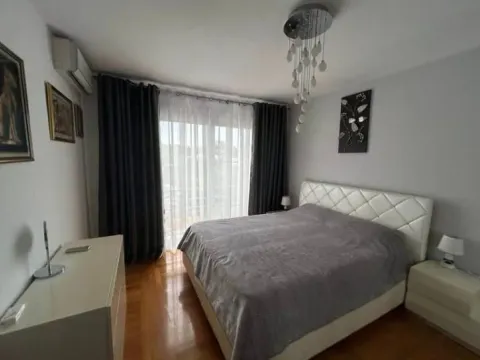 Sale, two bedroom apartment, 84m², Bečići, Budva - image 5