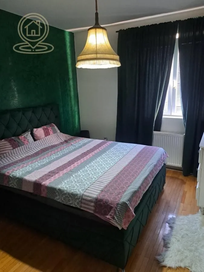 Prodaja, trosoban stan, 65m², Centar, Kragujevac