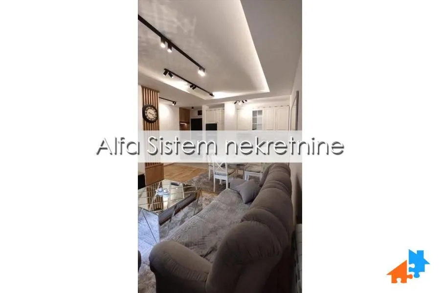 Izdavanje, dvosoban stan, 50m², Đeram Pijaca, Beograd