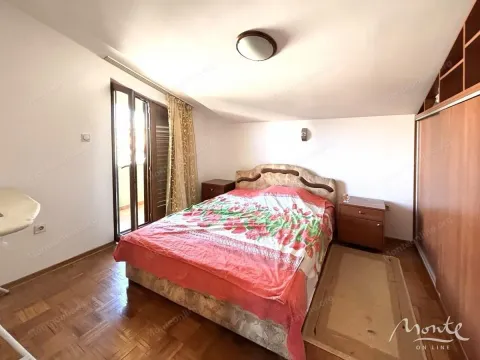 Prodaja, trosoban stan, 80m², Stari Aerodrom, Podgorica - image 6