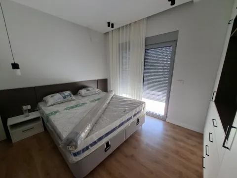 Rent, two bedroom apartment, 71m², Momišići, Podgorica - image 11
