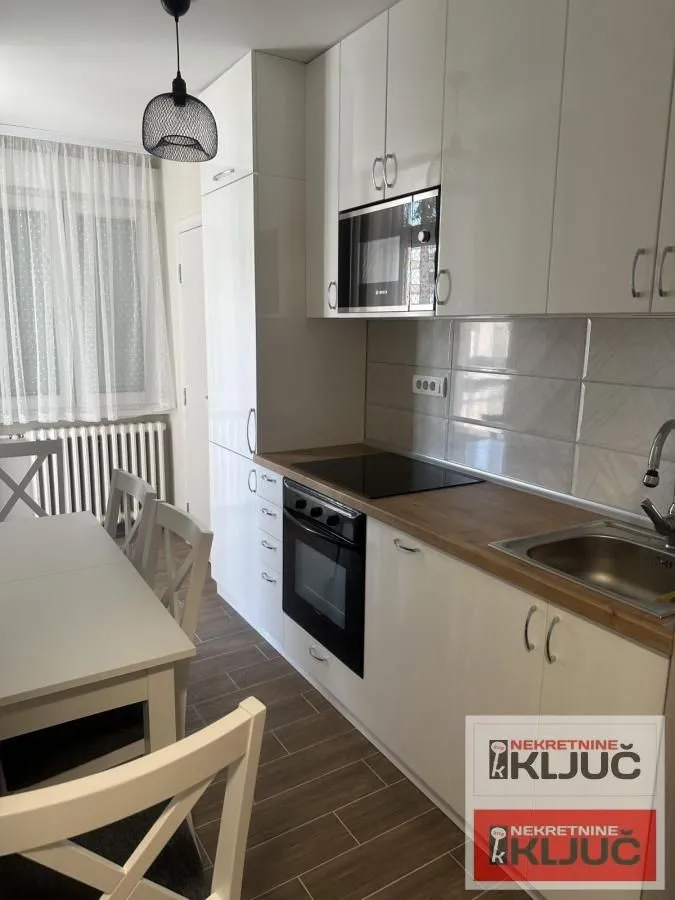 Prodaja, trosoban stan, 64m², Liman 4, Novi Sad Sve Podlokacije