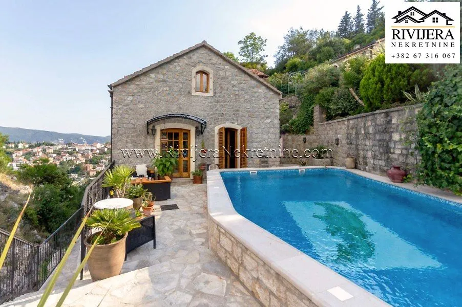 Prodaja, kuća, 226m², Podi, Herceg Novi