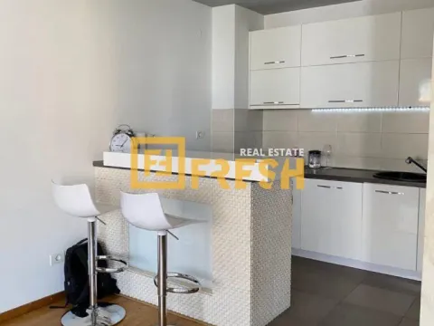 Rent, two bedroom apartment, 75m², City Kvart, Podgorica - image 3