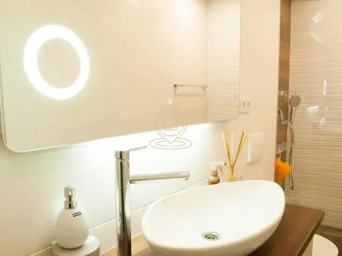 Izdavanje, dvosoban stan, 56m², Stari Grad, Beograd - image 11