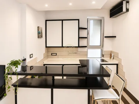 Rent, two bedroom apartment, 45m², Stari Grad, Beograd - image 5