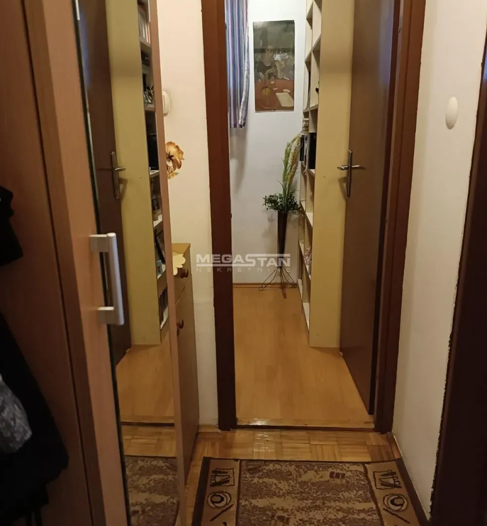 Sale, three bedroom apartment, 73m², Vidikovački venac, Rakovica
