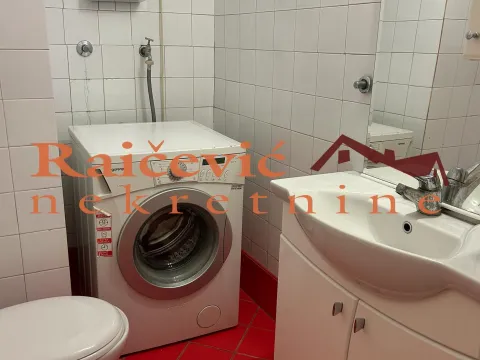 Rent, three bedroom apartment, 115m², Kalenić Pijaca, Vračar Sve Podlokacije - image 10