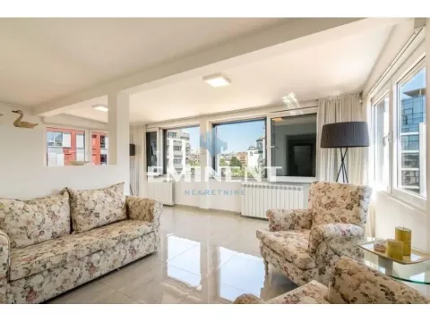 Sale, three bedroom apartment, 75m², Vračar Hram, Vračar Sve Podlokacije - image 2