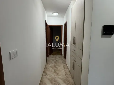 Rent, three bedroom apartment, 92m², City Kvart, Podgorica - image 13