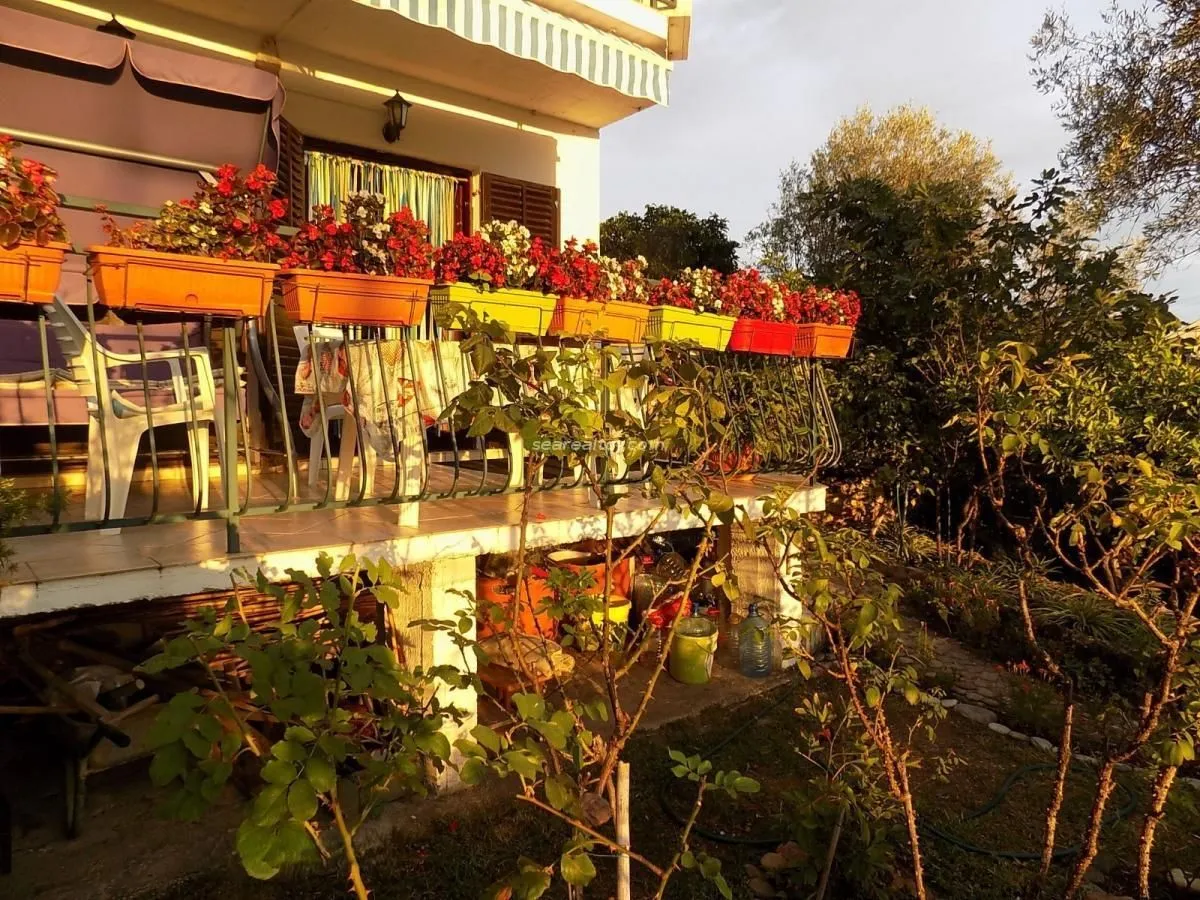 Prodaja, kuća, 119m², Centar, Tivat