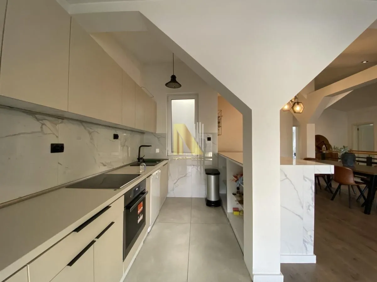 Rent, four bedroom apartment, 189m², Spens, Novi Sad Sve Podlokacije