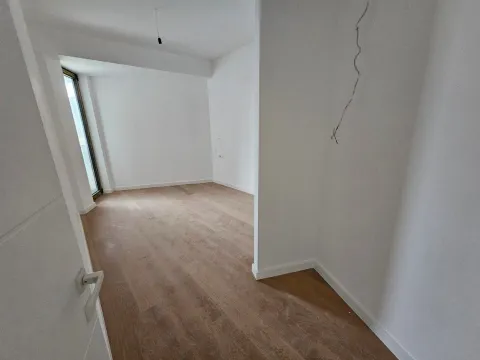 Sale, one bedroom apartment, 54m², Bečići, Budva - image 8