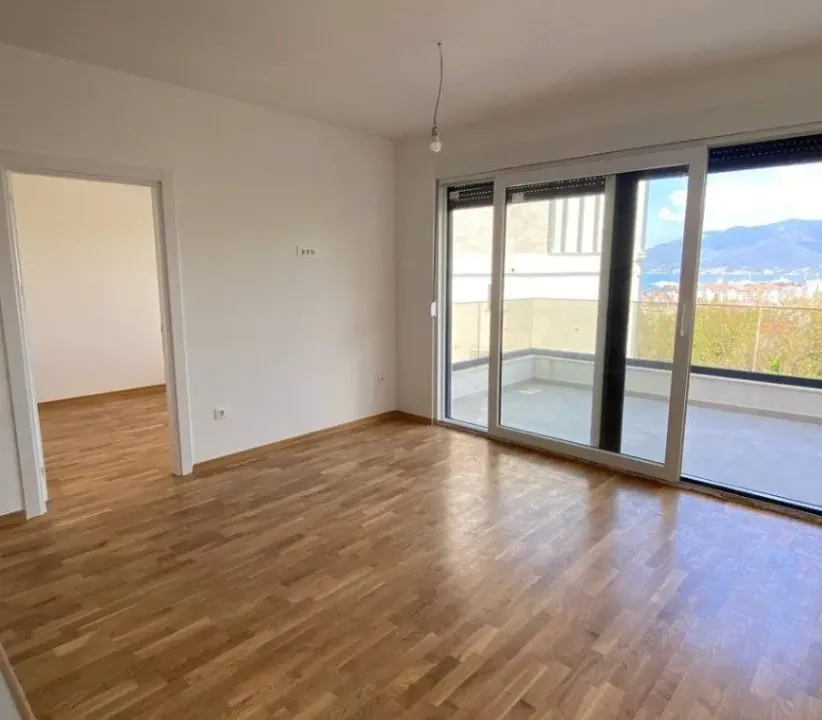 Rent, one bedroom apartment, 42m², Marići, Tivat