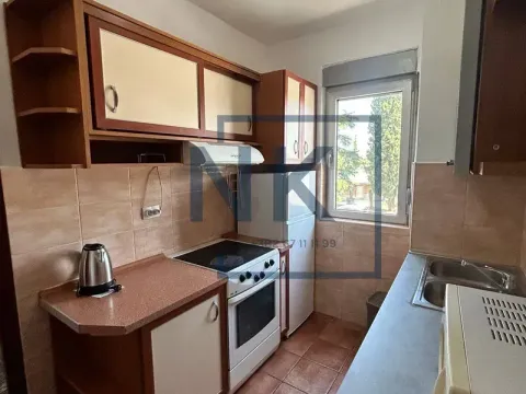 Izdavanje, trosoban stan, 120m², Pobrežje, Podgorica - image 6