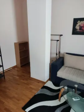 Izdavanje, trosoban stan, 105m², Lekino Brdo, Voždovac Sve Podlokacije - image 7