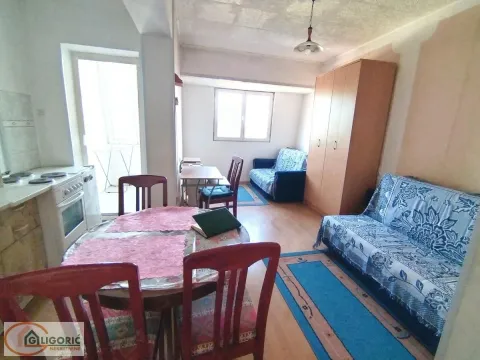 Izdavanje, garsonjera, 30m², Karaburma, Palilula Sve Podlokacije - image 3