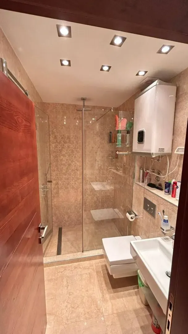 Prodaja, dvosoban stan, 120m², Komoševina, Budva
