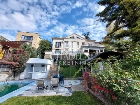 Rent, house, 400m², Savski Venac, Beograd - image 1