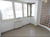 Izdavanje, stan, 205m², Čubura, Beograd - image 9