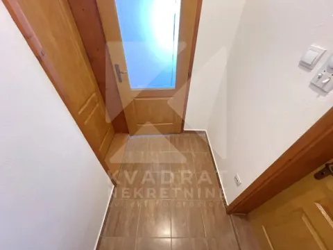 Rent, one bedroom apartment, 47m², Zlatica, Podgorica - image 8