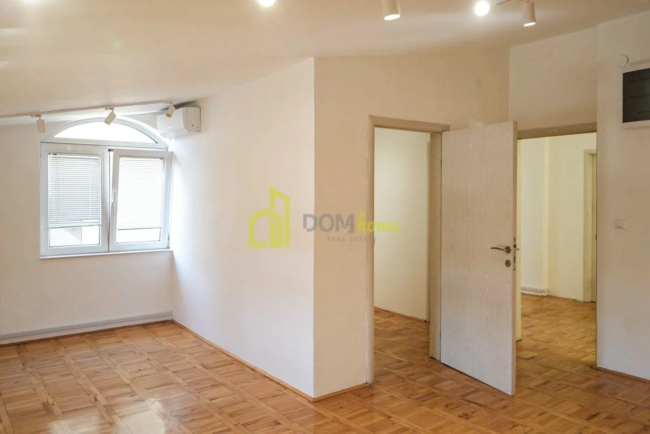 Rent, office space, 140m², Centar, Podgorica