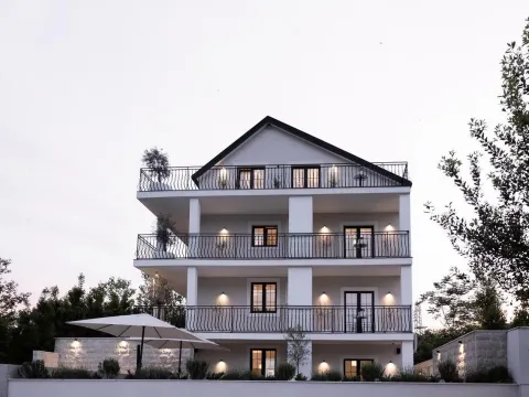 Sale, house, 424m², Tivat, Crna Gora - image 40