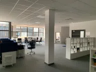 Izdavanje, poslovni prostor, 230m², Novi Beograd Sve Podlokacije, Beograd - image 1