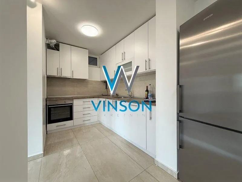 Prodaja, četvorosoban stan, 125m², Bulevar Oslobodjenja, Novi Sad Sve Podlokacije