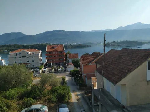 Sale, house, 200m², Đuraševići, Tivat