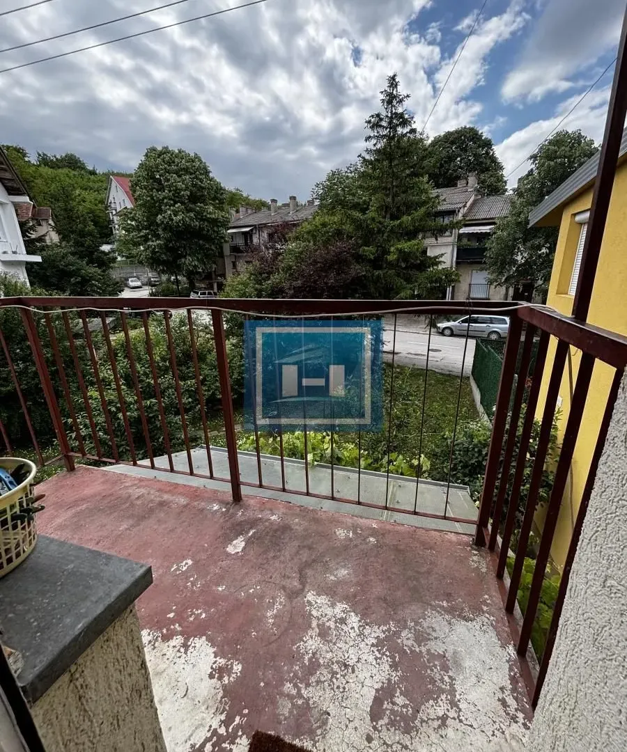 Prodaja, četvorosoban stan, 102m², Strelište, Jagodina