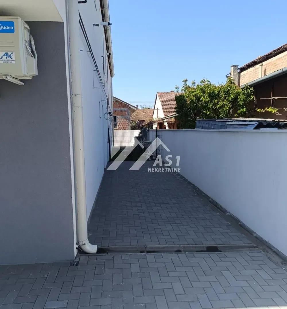 Izdavanje, trosoban stan, 56m², Klisa, Novi Sad Sve Podlokacije