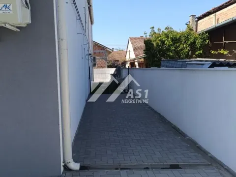 Izdavanje, trosoban stan, 56m², Klisa, Novi Sad Sve Podlokacije - image 8