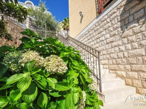 Prodaja, kuća, 227m², Zelenika, Herceg Novi - image 28