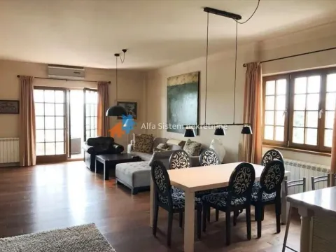 Rent, apartment, 200m², Savski Venac, Beograd - image 3