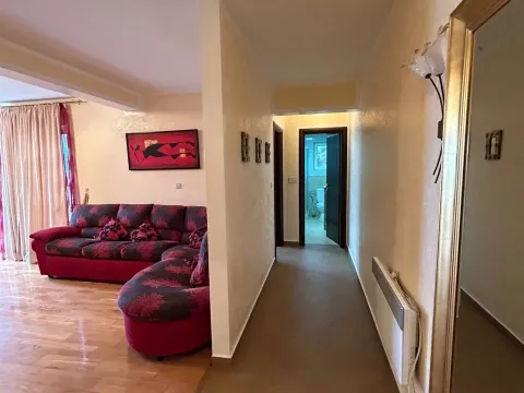 Prodaja, jednosoban stan, 65m², Petrovac, Budva - image 9