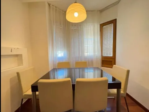 Izdavanje, dvosoban stan, 95m², Kod Capital Plaze, Podgorica - image 7