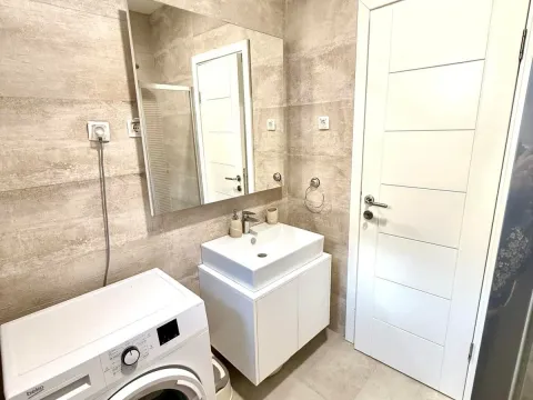 Rent, one bedroom apartment, 48m², Centar, Podgorica - image 10