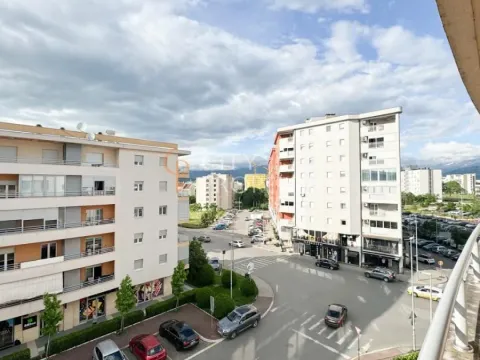 Izdavanje, stan, 75m², City Kvart, Podgorica - image 4