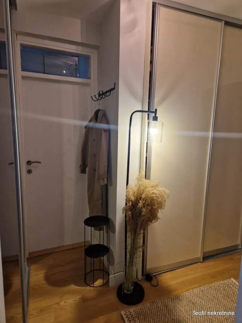 Rent, one bedroom apartment, 43m², Stari Grad, Beograd