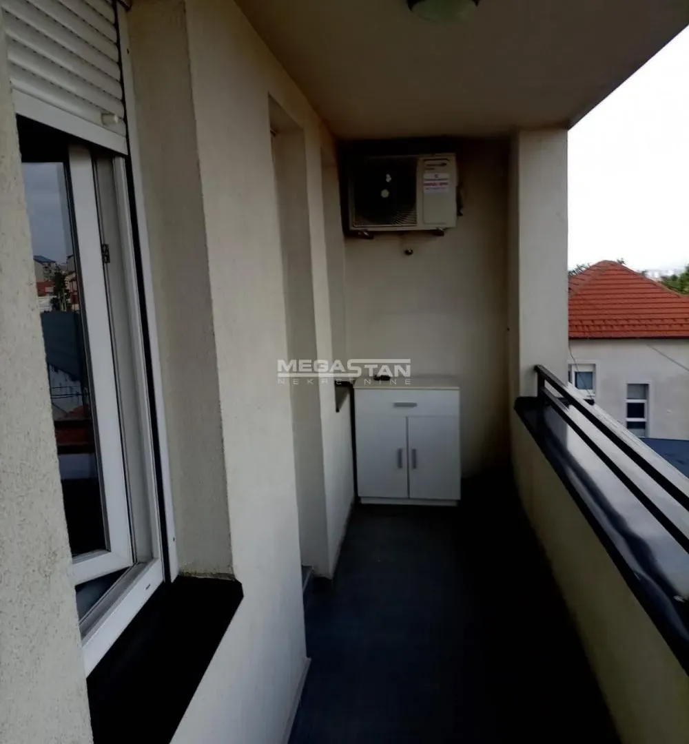 Izdavanje, dvosoban stan, 43m², Mali Mokri Lug, Zvezdara Sve Podlokacije