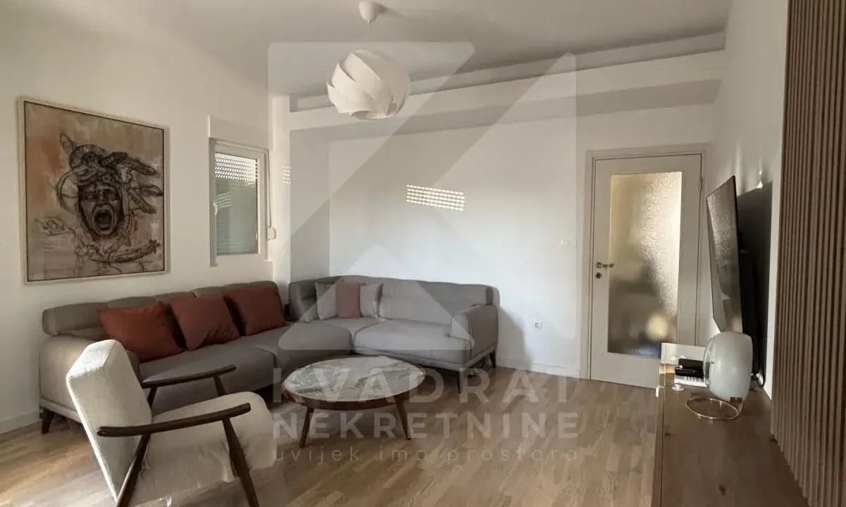 Sale, two bedroom apartment, 67m², Centar, Podgorica