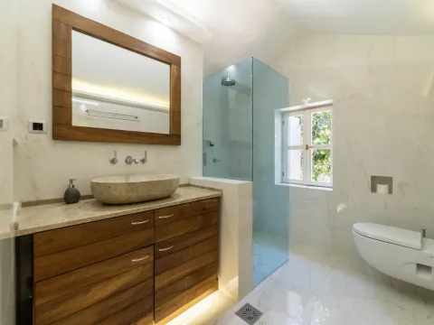 Sale, house, 160m², Perast, Kotor - image 18