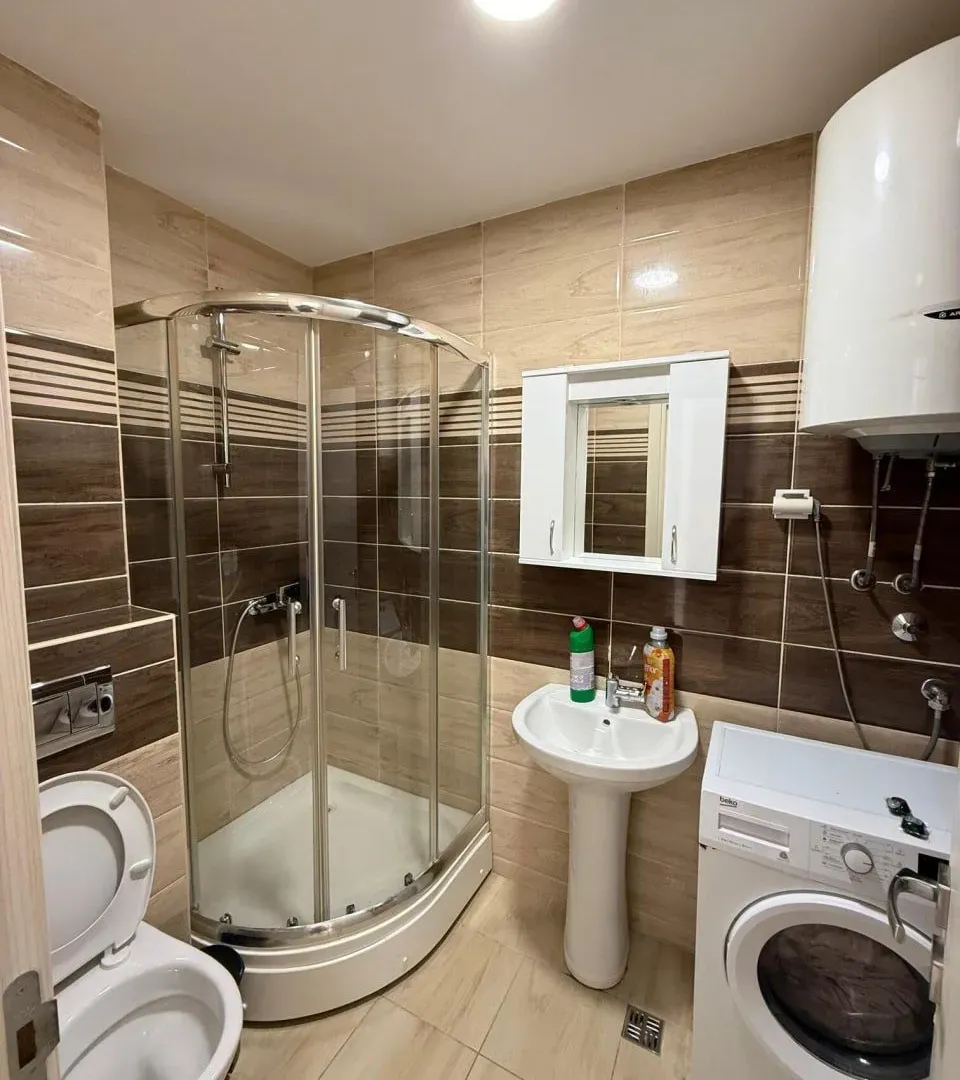 Prodaja, jednosoban stan, 40m², Maslinjak, Budva