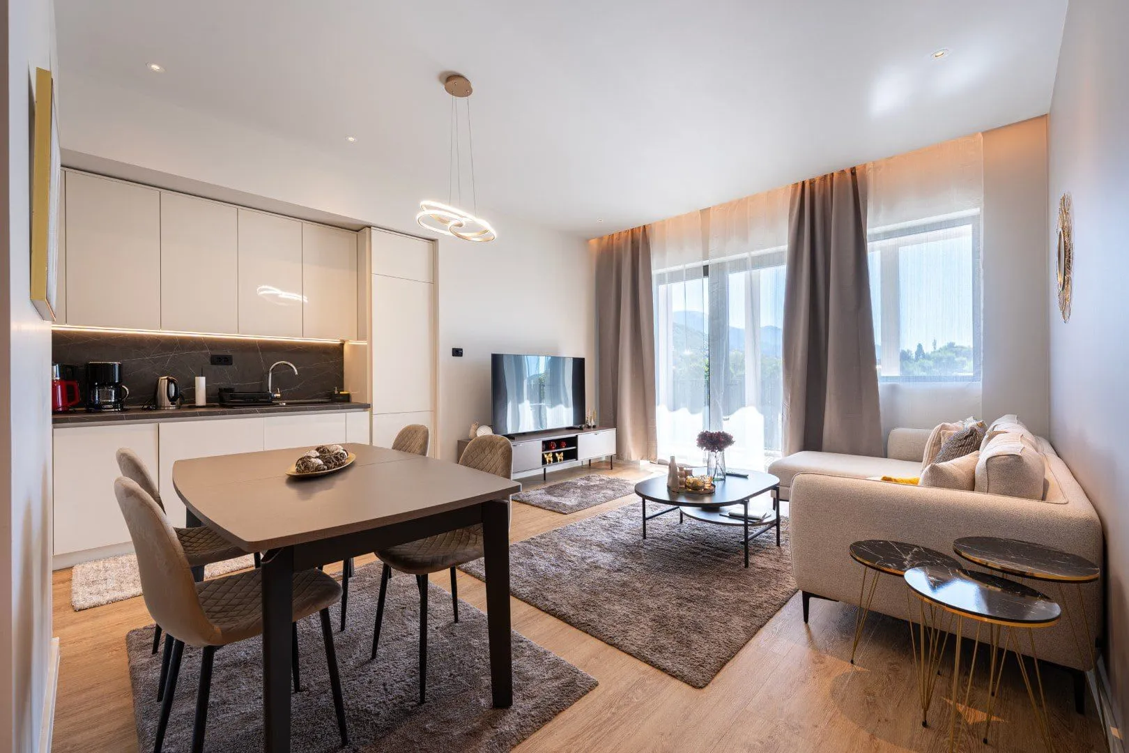 Prodaja, dvosoban stan, 89m², Porto Montenegro, Tivat