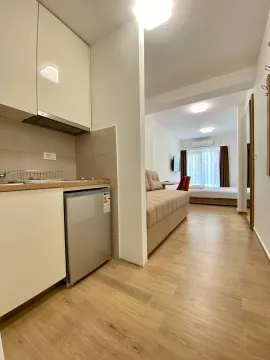 Rent, studio apartment, 25m², Centar, Budva - image 5