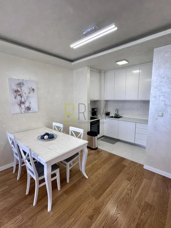 Rent, two bedroom apartment, 68m², Central Point, Podgorica