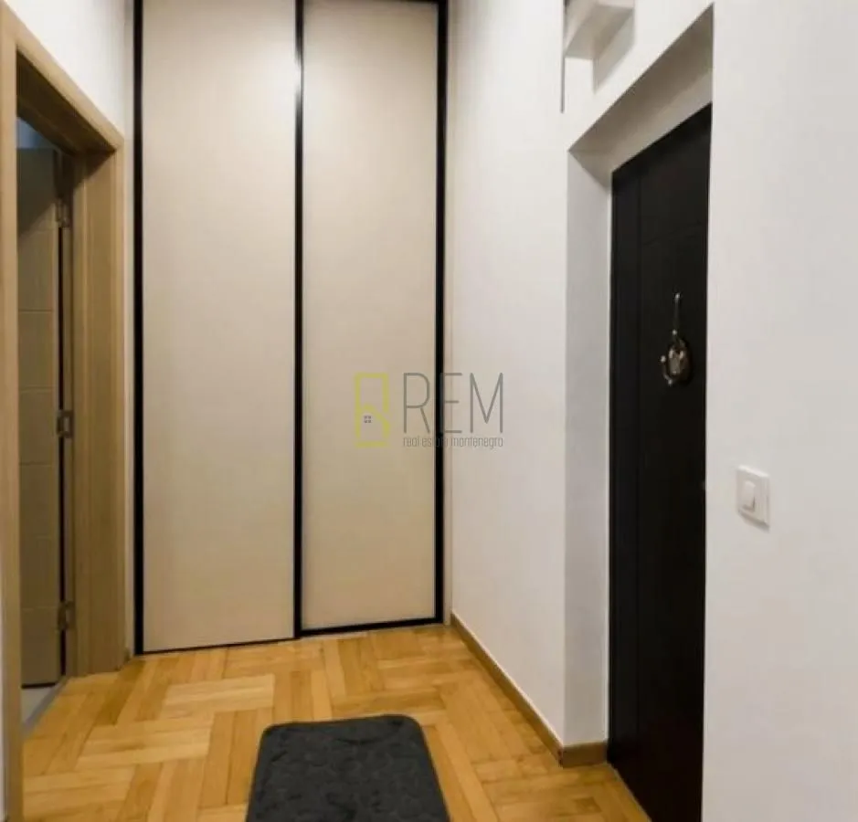 Prodaja, garsonjera, 25m², Zabjelo, Podgorica